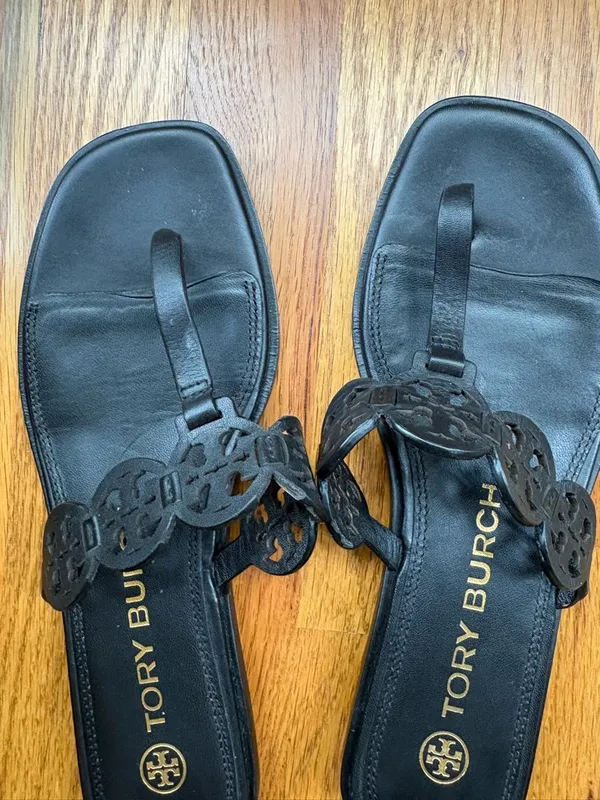 Tory Burch Tiny Miller Thong Sandals Perfect Black Women's SZ 8 - Image 3