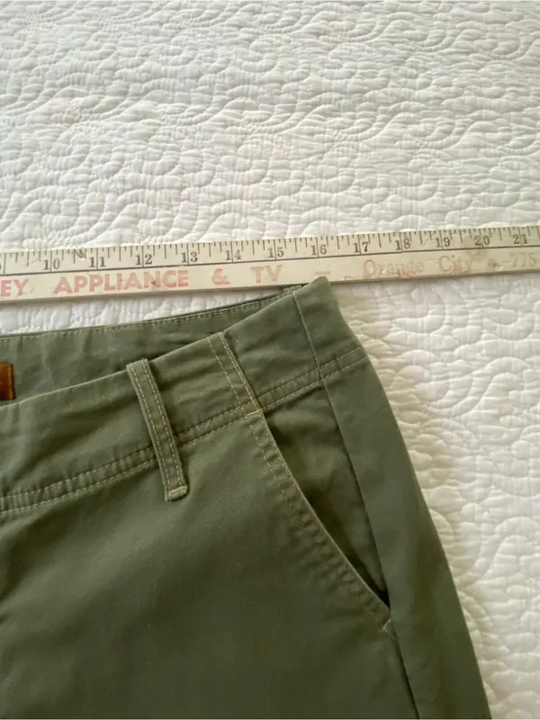 Lee One True Fit Olive Green Wide-Leg Capris Mid Rise Size Medium 11/12 - Image 7