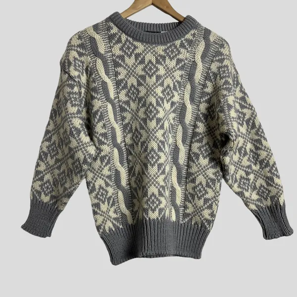 Vintage Eskimo Knitwear Women’s Gray White Wool Winter Pullover Sweater Size M - Image 2