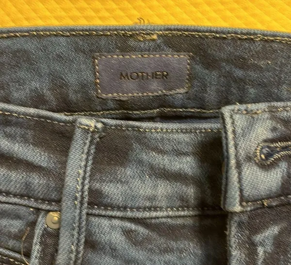 MOTHER Denim Blue denim frayed jeans - Image 2