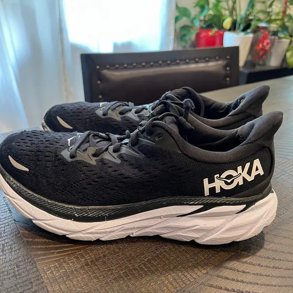Hoka Clifton 8 black and white shoes size 8.5 B women - Image 3