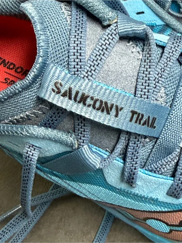 Saucony Endorphin Edge Cushioned Women's Blue Trail Running Shoes Size 7.5 - Image 8
