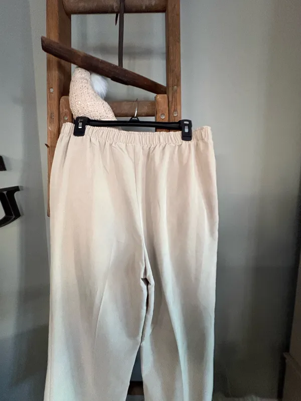 Liz Baker tan size 12 tall pull on elastic pants - Image 4