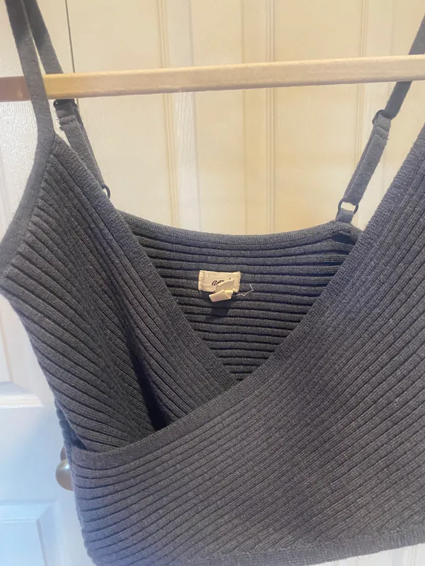 Cropped Knit - Image 3