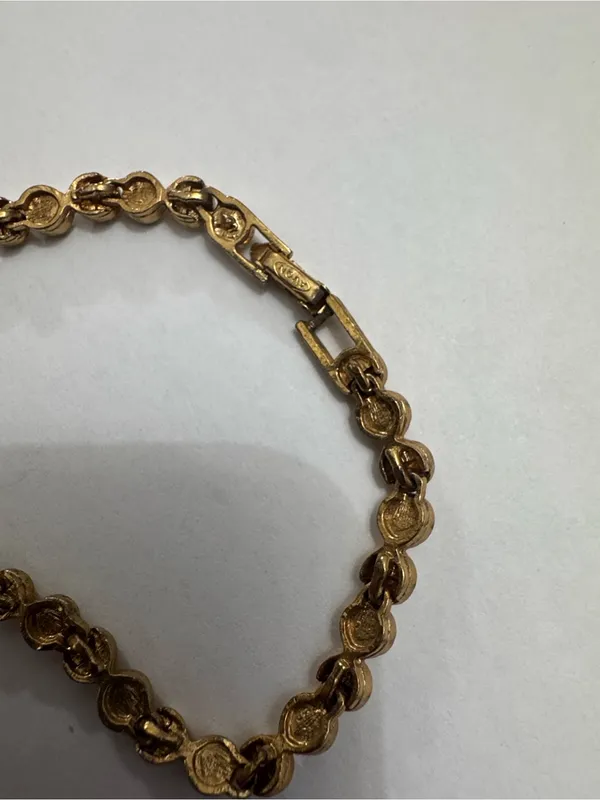 Avon Vintage Gold Crystal Tennis Bracelet - Women Jewelry - Image 6