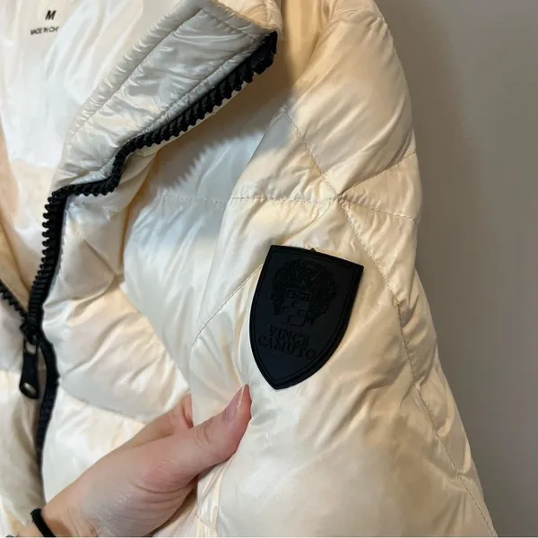 Vince Camuto Women’s Cream Puffer‎ Coat Medium - Image 3
