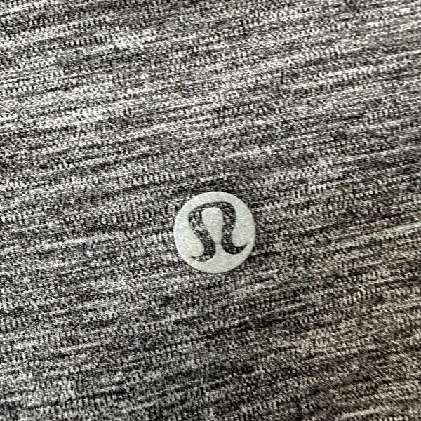 Lululemon Rest Less Pullover sz 4-6ptp (16in) and align high rise sz 6 - Image 4