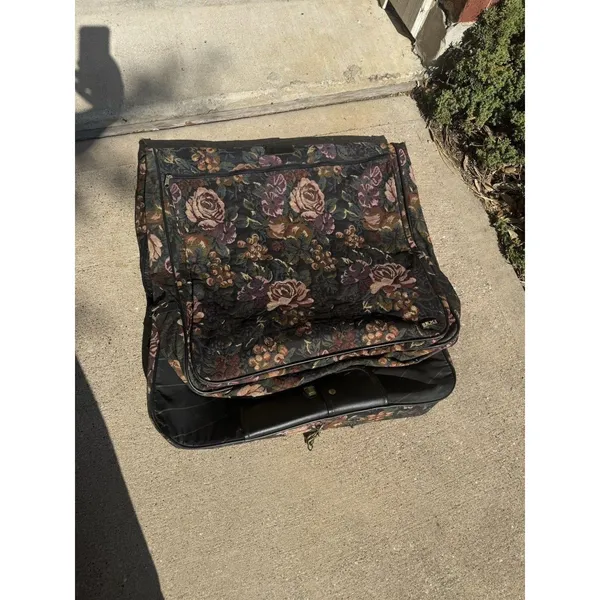 Lexil Travelware Tapestry Rolling Luggage Suitcase Floral 20" L 23" W - Image 3