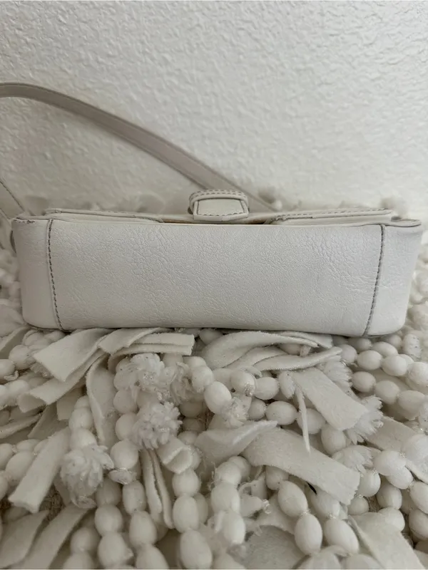 BRANDY MELVILLE Buckle Shoulder Bag in White Silver Small - Image 5