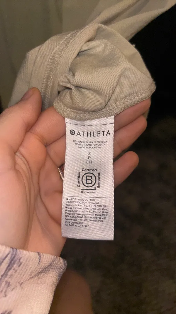 Athleta Women’s Top Small Short Sleeve - Image 4