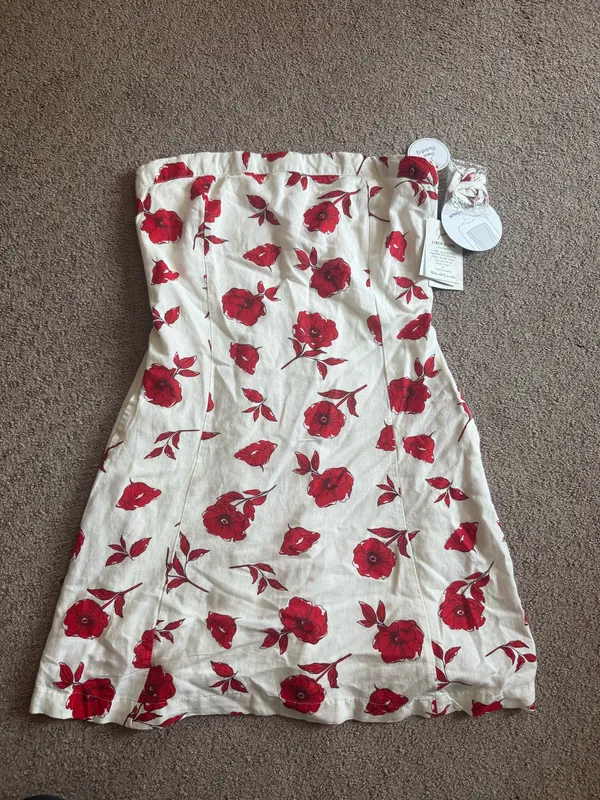 Marshalls Red and white floral strapless mini dress - Image 3