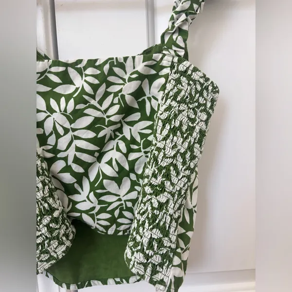 Abercrombie & Fitch Green Leaf Poplin - Image 6