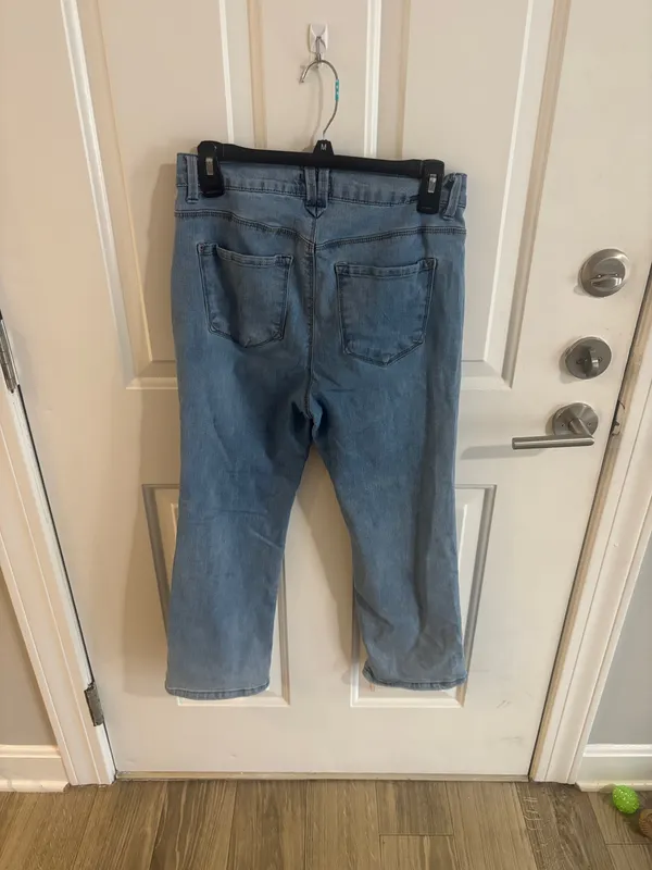 TJ Maxx Curve Appeal Women’s Jeans - Image 3