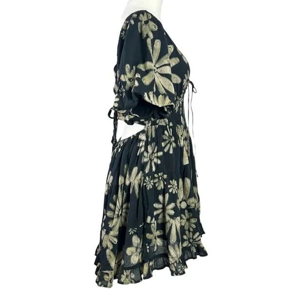 Free People Bohemian Floral Flutter Sleeve Perfect Day Printed Mini Dress Medium - Image 7