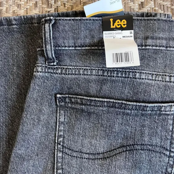 Lee Legendary Womens Flared jeans New size 16 - Image 6