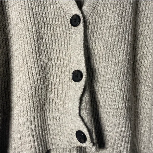 Outfitters Sweater - Image 4