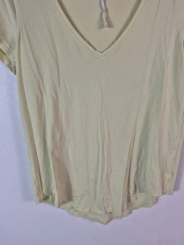 Lululemon 6 Love V Tee - Image 3