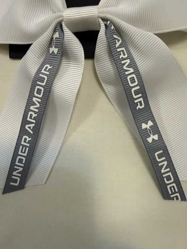 Under Armour team bow - Image 2