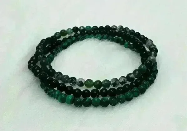 Green Themed Bundle 4mm Beaded Bracelet - Image 5