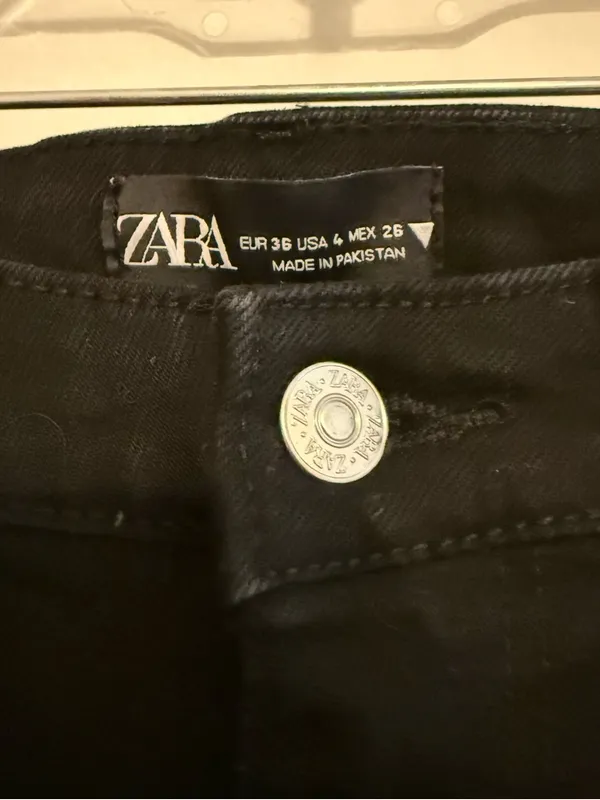 Zara Black Straight Leg Jeans with Ankle Slit - Image 4