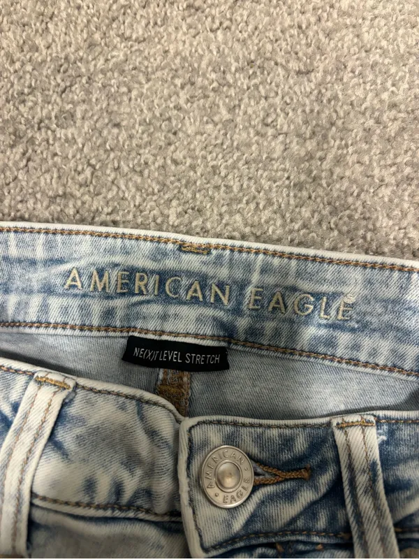 American Eagle Outfitters Light Wash Distressed Denim Shorts - Image 4