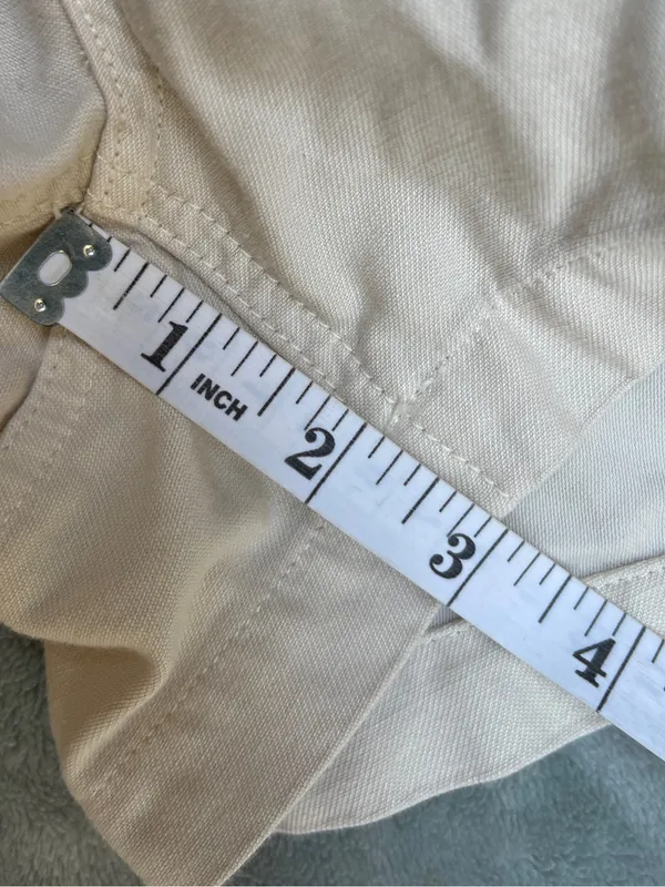 Aritzia TNA Supply Cargo Shorts Gd Birch summer hiking casual minimalist size 2 - Image 13