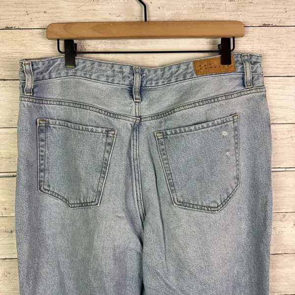 Pacsun 90s Boyfriend Jeans Size 33 - Image 3
