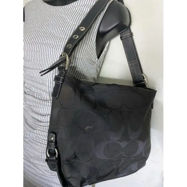 Coach Medium Tote Msrp Black Gray Jacquard Fabric - Image 6