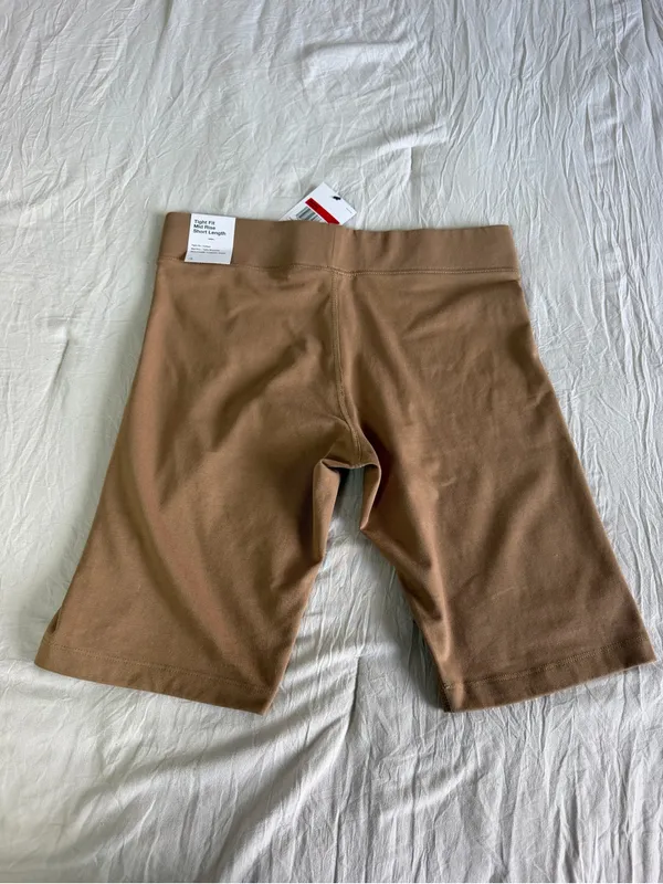 Nike Women's Tan Bike Shorts with White Swoosh - Image 12
