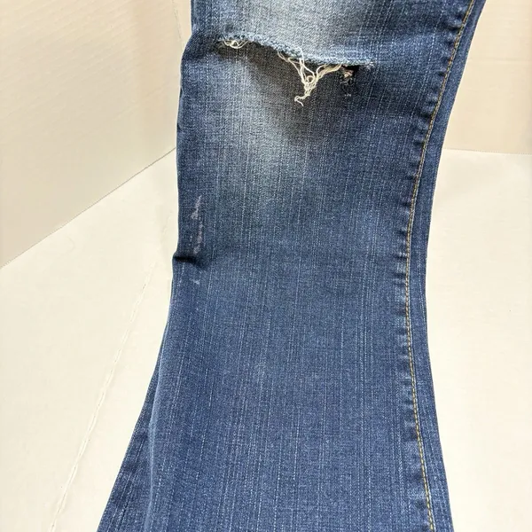 True Religion Becky Vintage Y2K Flare Jeans Size 32 Distressed Low Rise - Image 5