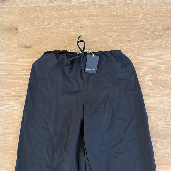 All The Ways Drawstring Pants Louisa Size XS Black - Image 2
