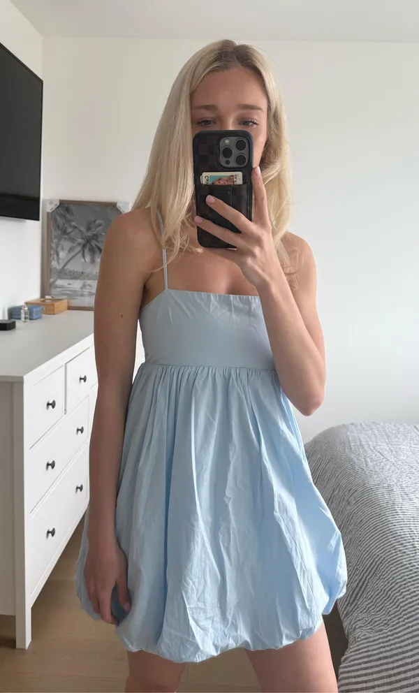 Aritzia Sunday Best Dress - Image 3