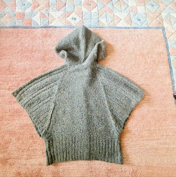 Decree Women’s Olive Green Gray Brown Marled Hooded Cape Sweater Poncho Size M - Image 6