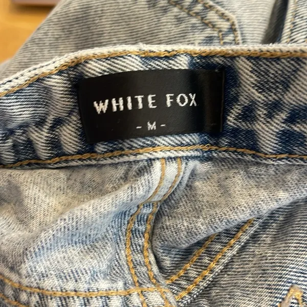 White Fox Straight Leg High Rise Jeans - Image 3