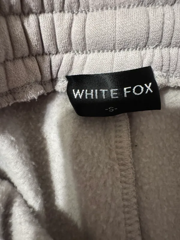 White Fox Boutique Set  - Image 2
