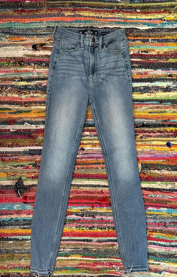 Hollister Skinny Jeans - Image 2