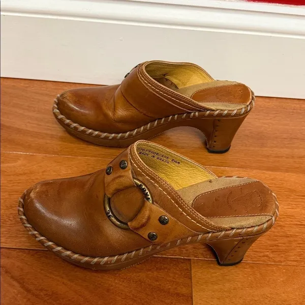 Frye Women’s Charlotte Ring Brown Distressed Heeled Clogs Mule Shoes Size‎ 5.5 - Image 6