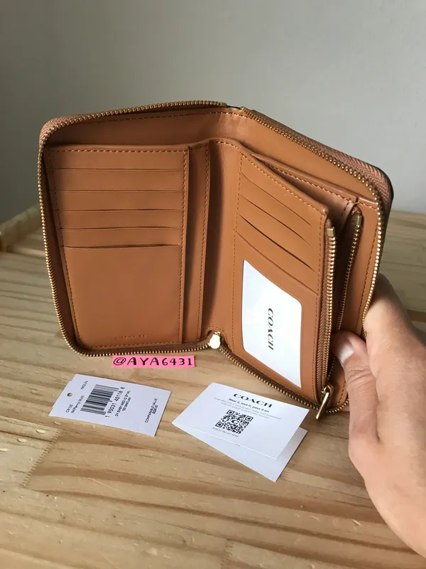 Coach Wallet - Image 6