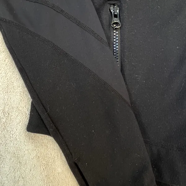 Lululemon Black Zip-Up Hoodie yoga outdoor classic hiking Pilates Small - Image 4