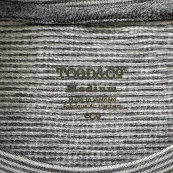 Toad&Co Swifty Long Sleeve Tunic Medium Gray Striped Thumbhole Hiking Gorpcore - Image 6