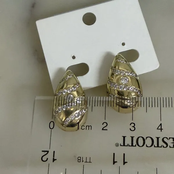 14K Gold Plated XP Teardrop Huggie Hoop Earrings Swirl Filigree Back - Image 6