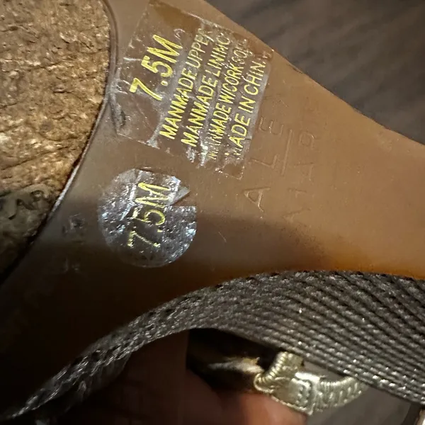 Alex Marie shoes, strappy wedge sandals, champagne , size 7.5 - Image 3