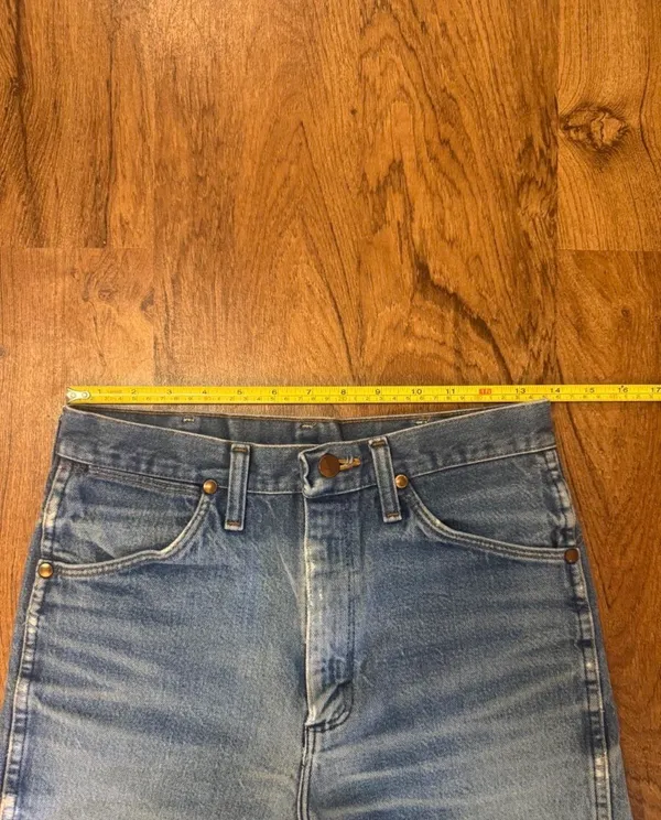 Vintage Wrangler Shorts - Image 3