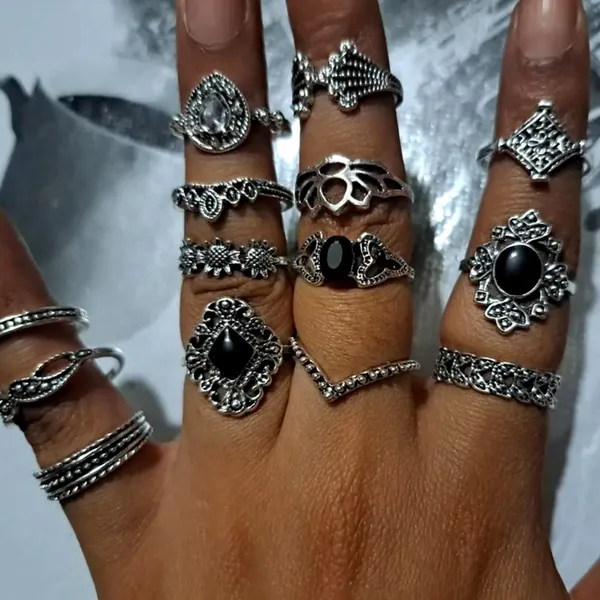 15 pc set Retro Midi Rings Silver and Black - Image 7