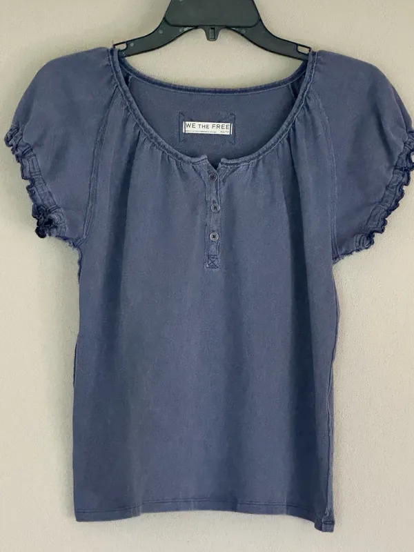 FREE PEOPLE We The Free Issa Tee XS 17.5” p2p Slate Blue EUC - Image 2