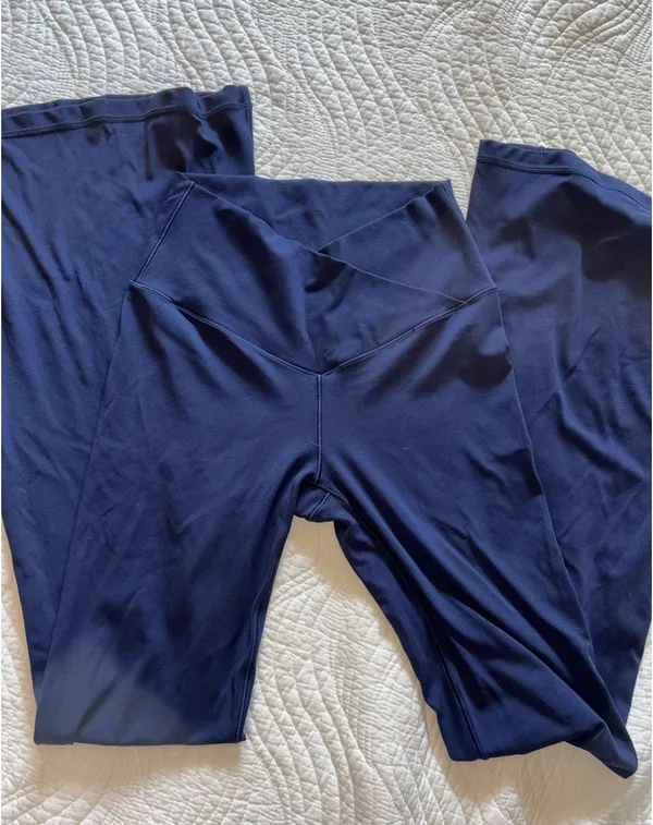 Aerie Crossover Flare Leggings - Image 3
