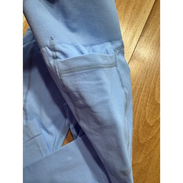 Unbranded Light Blue High Waisted Scrunch‎ Butt Seamless Leggings with Pockets M - Image 2
