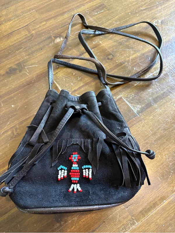 MINNETONKA Vintage Suede Fringe Leather Beaded ThunderBird Bucket Crossbody Bag - Image 2