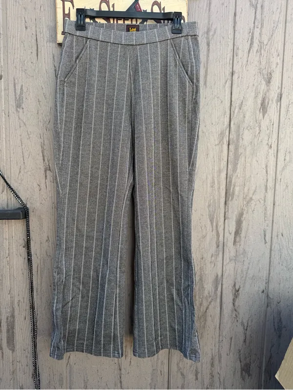Lee Wide Leg Pinstripe Trousers in Gray - Image 2