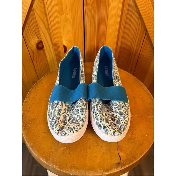 Lam Women's Sz.7.5 slip on slide sneaker shoes feather blue comfort VGUC - Image 2